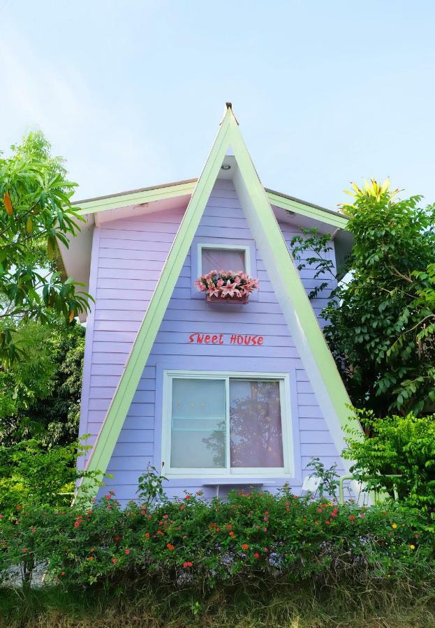 A Houses Homestay Nakhonratchasima Zewnętrze zdjęcie